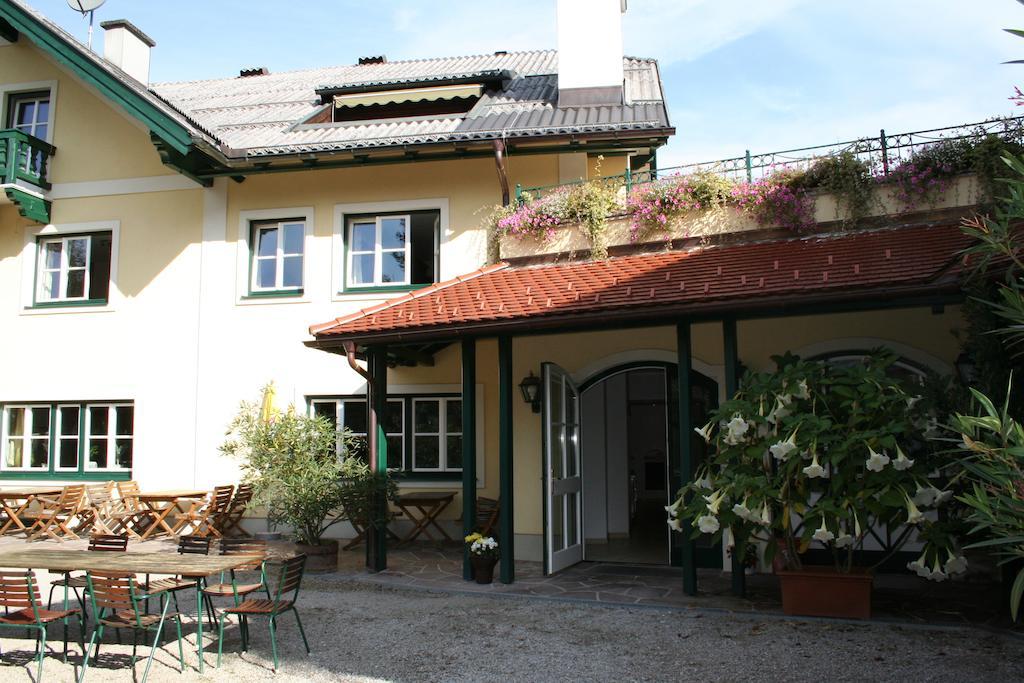 Gasthaus Uberfuhr Hotel Elsbethen Exterior photo